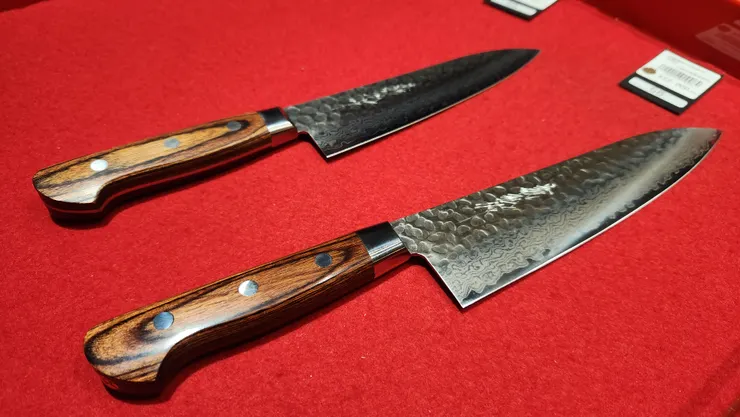 我想我在退休前又或者是離開這間公司前，一定會帶幾把堺生產的刀具回國作為人生的紀念品；正如我知認識的許多前輩們一樣。