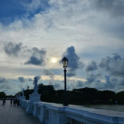 抓風成雲赴暮色