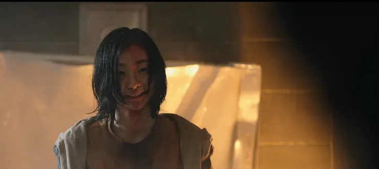 《魔女首部曲：誕生》是金多美的出道座，飾演看似平凡卻有著不凡能力的女高中生（最後打打殺殺超帥！）一舉奪下多項韓國電影大獎的最佳新人。