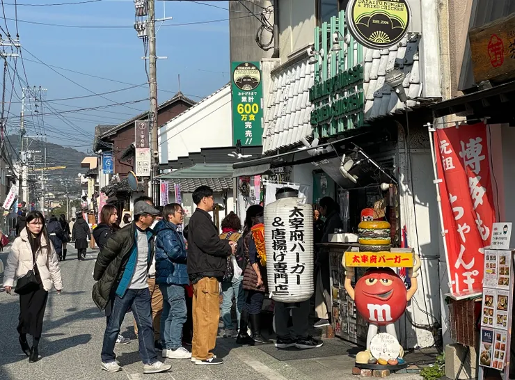 漢堡 筑紫庵本店｜炸雞漢堡專賣