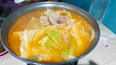 [新北美食]瑞芳區元元小火鍋、源自於藍爸爸的用心與熱忱、來瑞