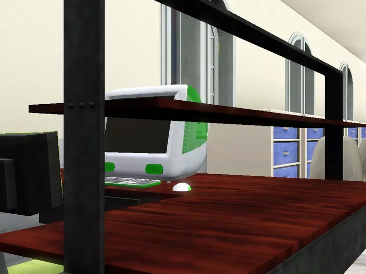 電腦桌跟其他房間的款式一樣。我選這款因為比較像老師的桌子，一旁也有像圍欄的架子。