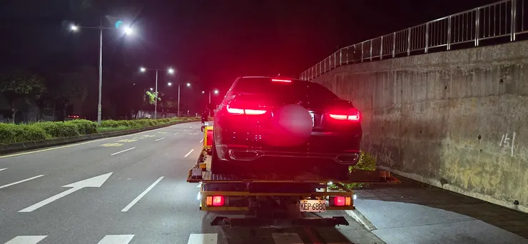 24小時道路救援