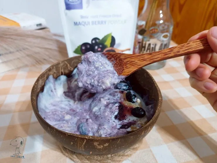 攪一攪就出現漂亮的紫色