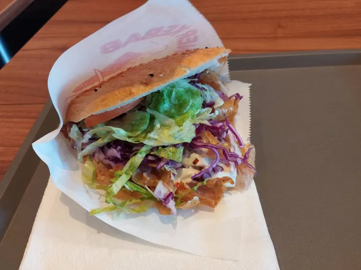 車站旁的美味kebab，窮學生的好選擇！