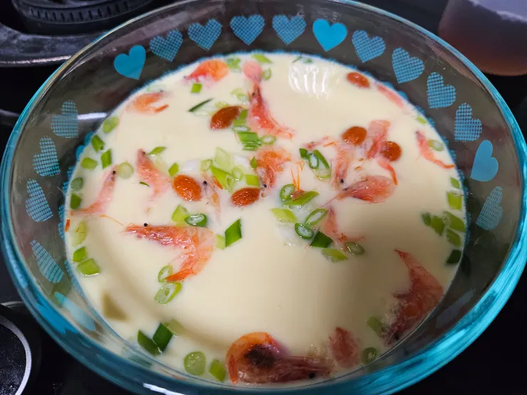 （強行）平衡報導一下XD  另一天蒸了送去給長輩的就很美！嬰兒肌膚般，光潔滑嫩。