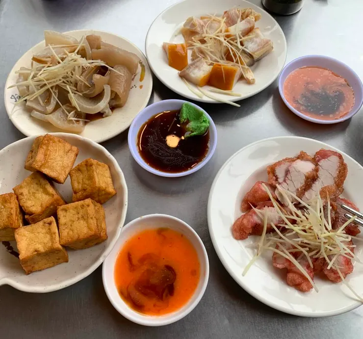 華西街夜市小吃（圖片截圖於網路）