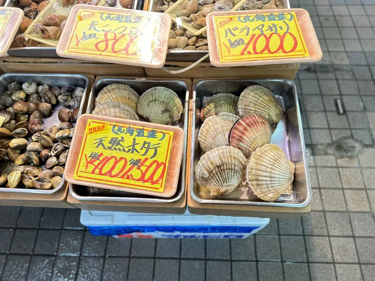 北海道位於青森旁邊,要拿到當地出產的扇貝當然很容易