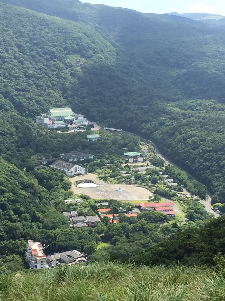 原位於陽明山的革實院