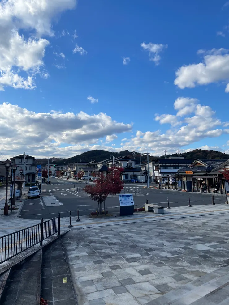 一之關車站，人煙稀少卻有國寶級的寺院