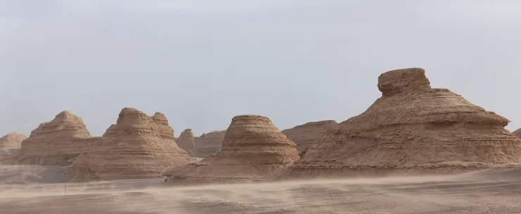 敦煌雅丹地質公園/©Aunt Kaki