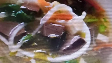 [基隆美食]當天現做現賣的三小姐油飯鍋貼，經營三十年的老店，