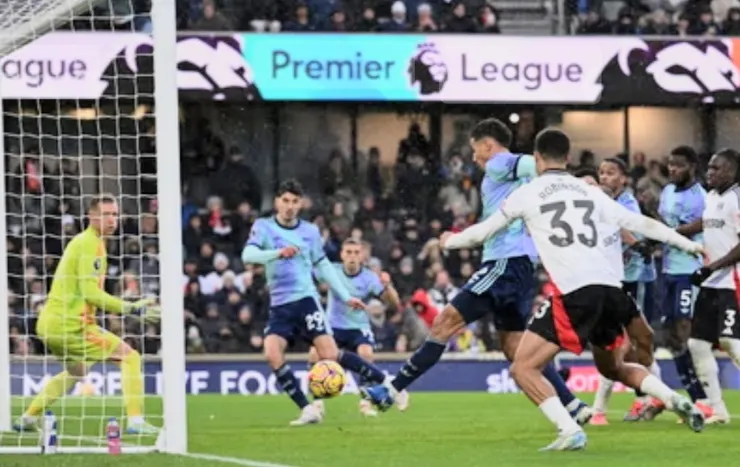 沙利巴近門破網為阿仙奴追和1:1