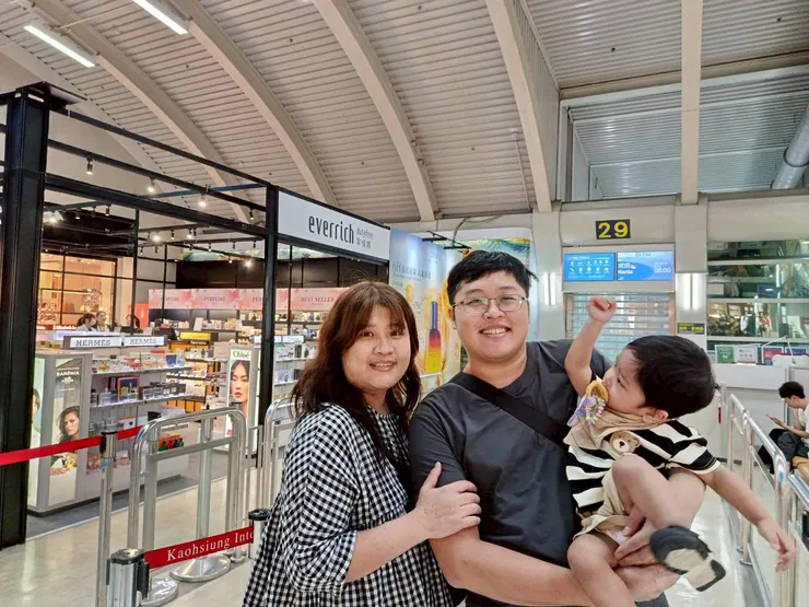 登機前的拍照，感謝華航😊