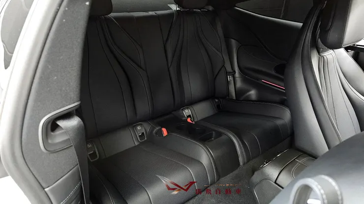 C236 CLE200 Coupe韓國外匯車內裝