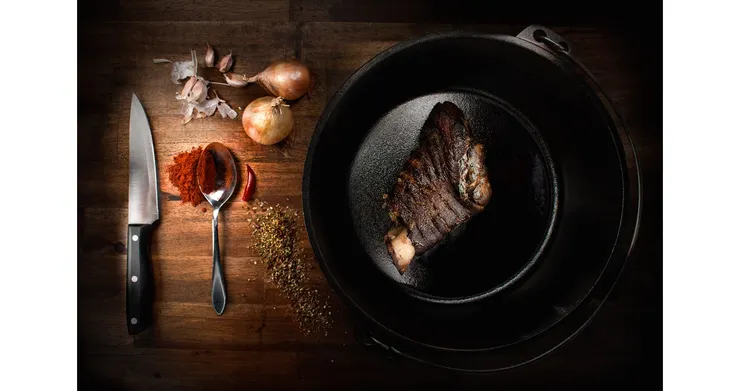 【附圖：Smoked Ham Hock / 圖文採編自 Unsplash】