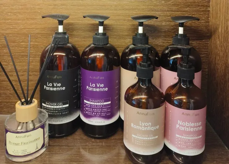 👆🏻上面貼心表明顏色是哪一個香味