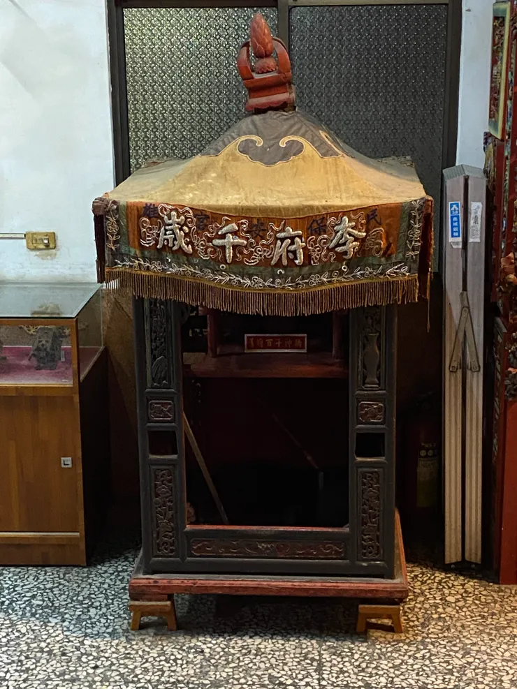 好有歷史感的神轎