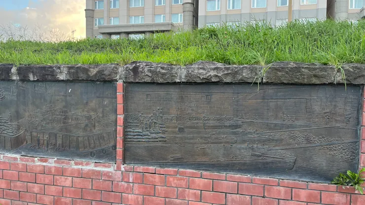 讓我們能想像當年的熱鬧。