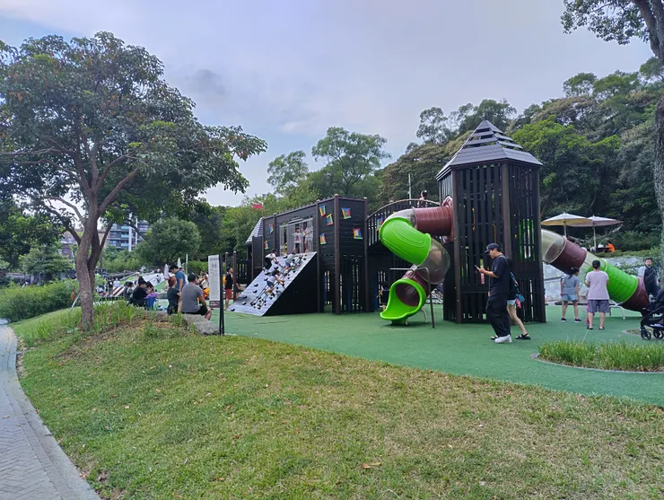 人滿為患的設施