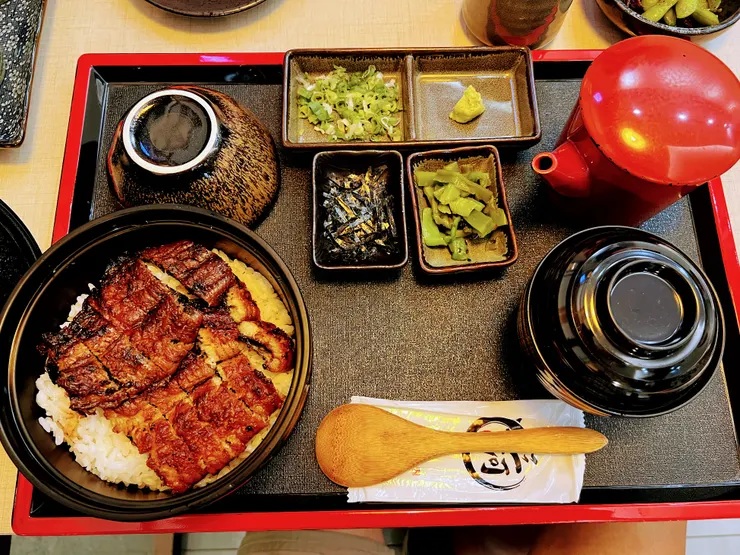 「三河中川屋」鰻魚飯