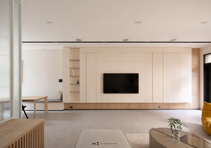 拉平原有結構柱型+大面積隱形收納櫃