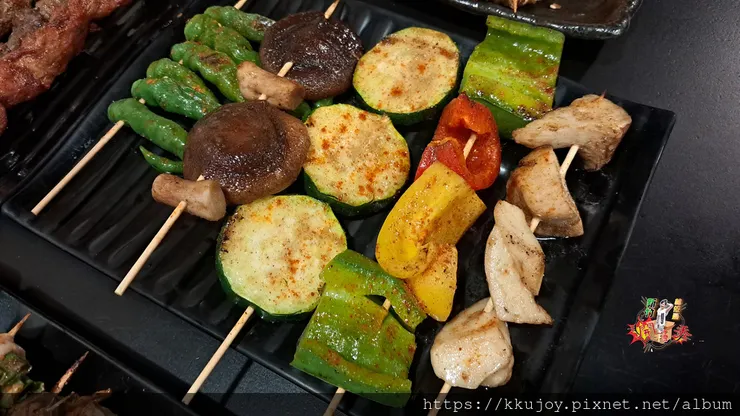 新竹消夜推薦|下班小聚|灸燒の串串|串燒炭火直烤|蒜香小龍蝦