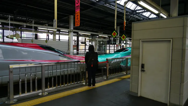 《2018日本冬旅：列車、雪與意外的城市故事》