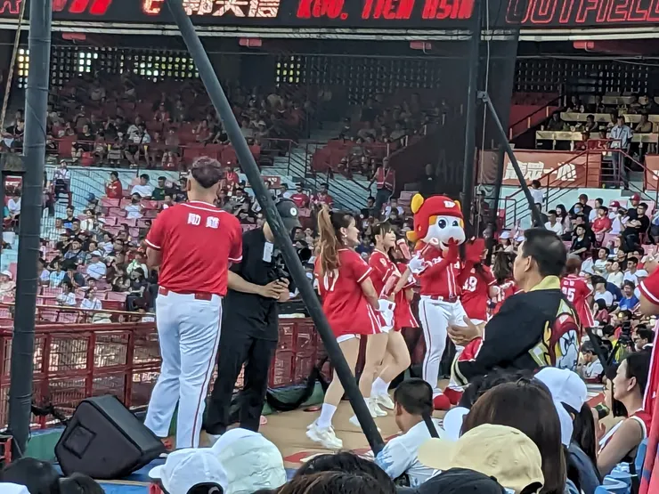 本質迷隨手拍熱區