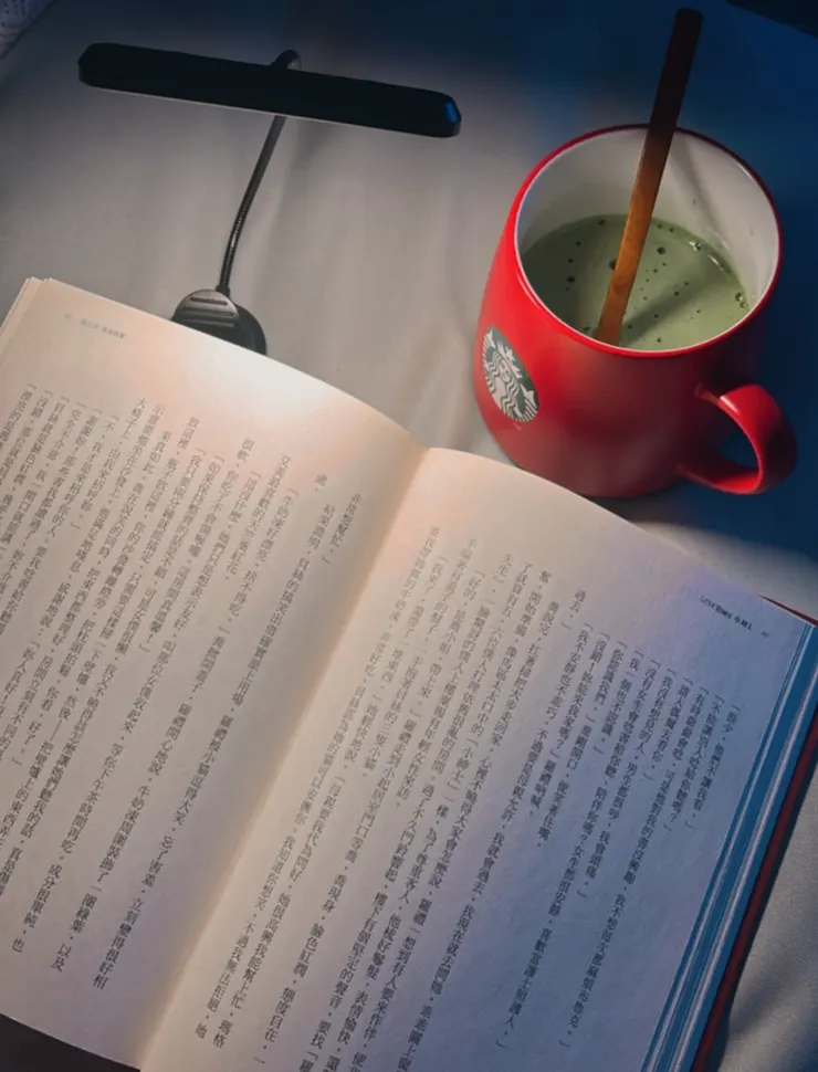 睡前閱讀改用讀書燈