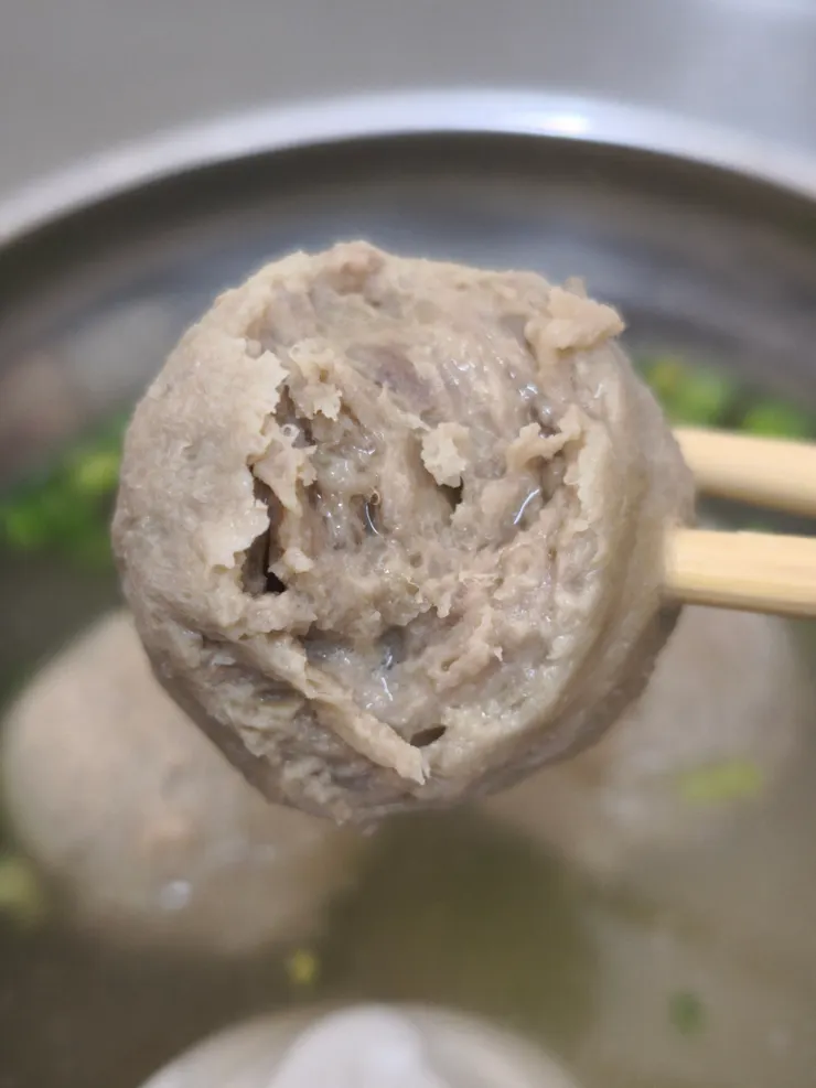 阿忠肉圓:爆汁貢丸湯($55)