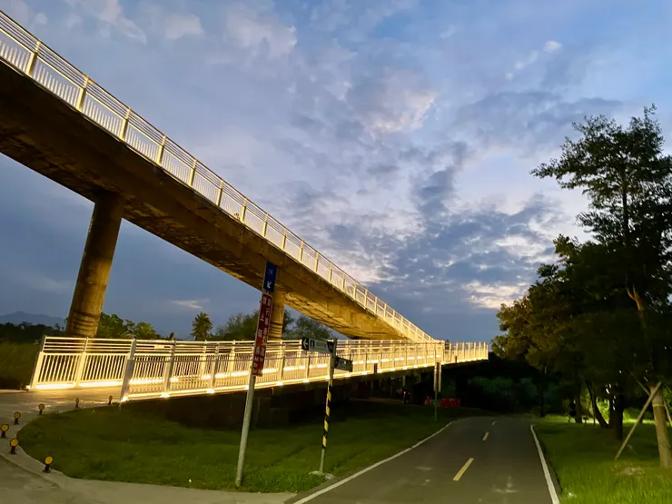 三鶯二橋（往樹林、三峽）