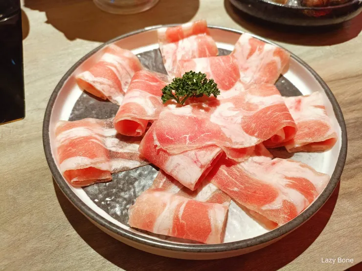 肉吞俱樂部自然羊雪花