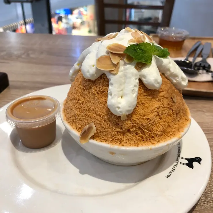 baby thai tea kakigori