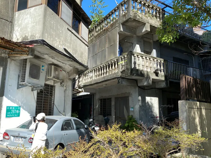 木柵路一段297巷公寓裡側藏著昔日的鼓井