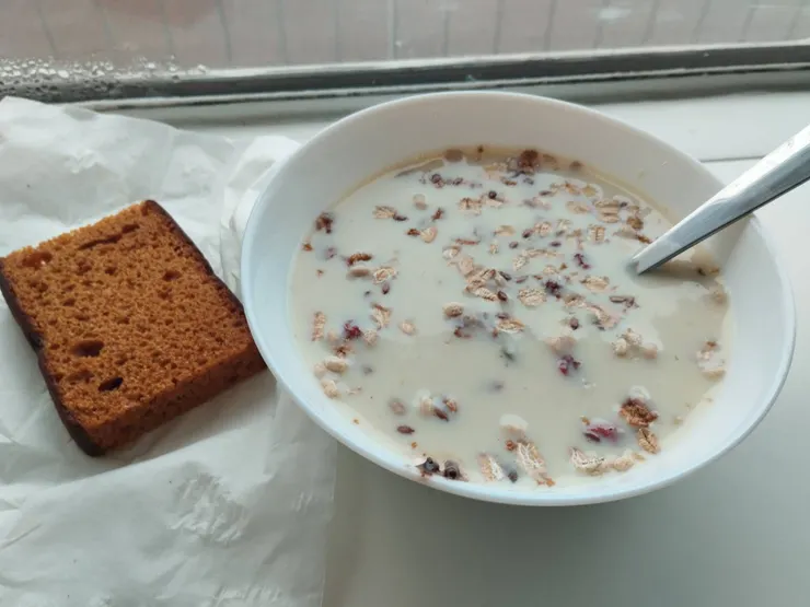 早餐搭配捷克的蜂蜜蛋糕！