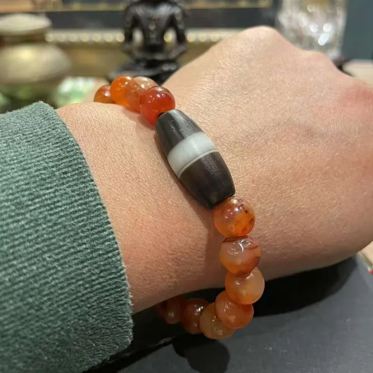 黑白藥師珠老天珠搭配老紅瑪瑙