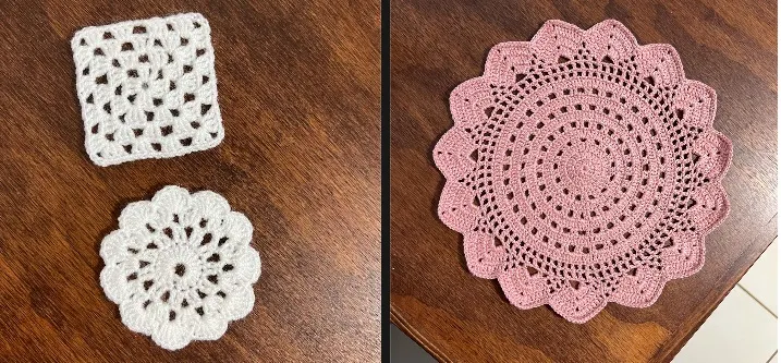 這是我第一次鉤的杯墊（左）和一個月後的作品（右）。