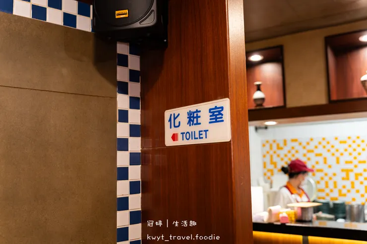 [新營火車站附近美食]華味香鴨肉羹，飄香80年的傳奇滋味！在地人從小吃到大的鴨肉飯，台南新營必吃老店推薦，最新菜單