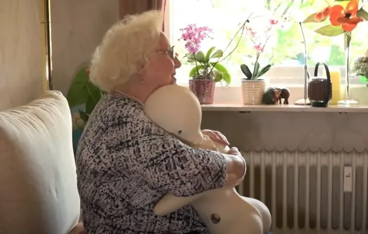 機器人在未來可能成為我們的家人