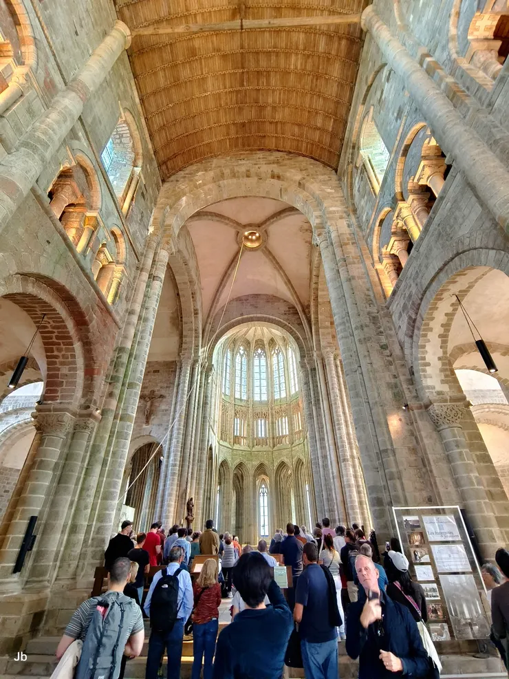 【附屬教堂內部】