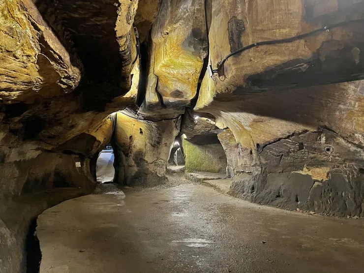 佛手洞（圖片截圖於網路）