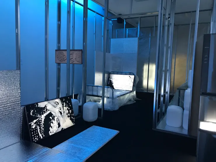 范柯．荷瑞古拉芬 Femke HERREGRAVEN 《腐敗的空氣─第六幕》，2019