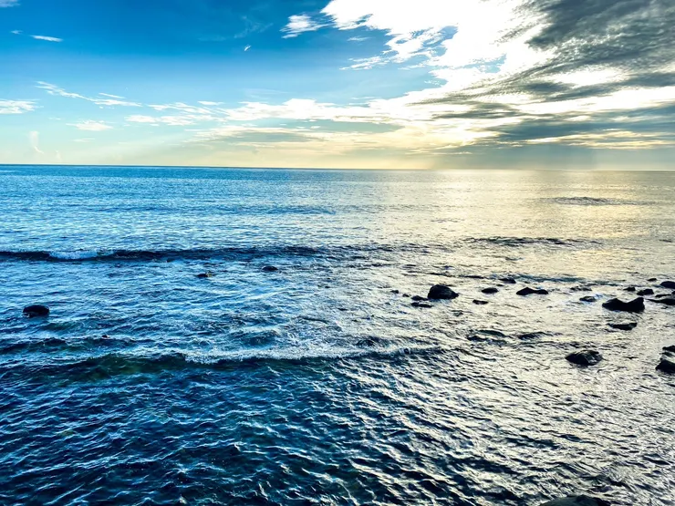 海邊、漸層雲朵
