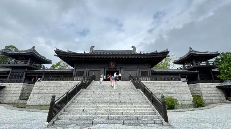 慈山寺「彌勒殿」