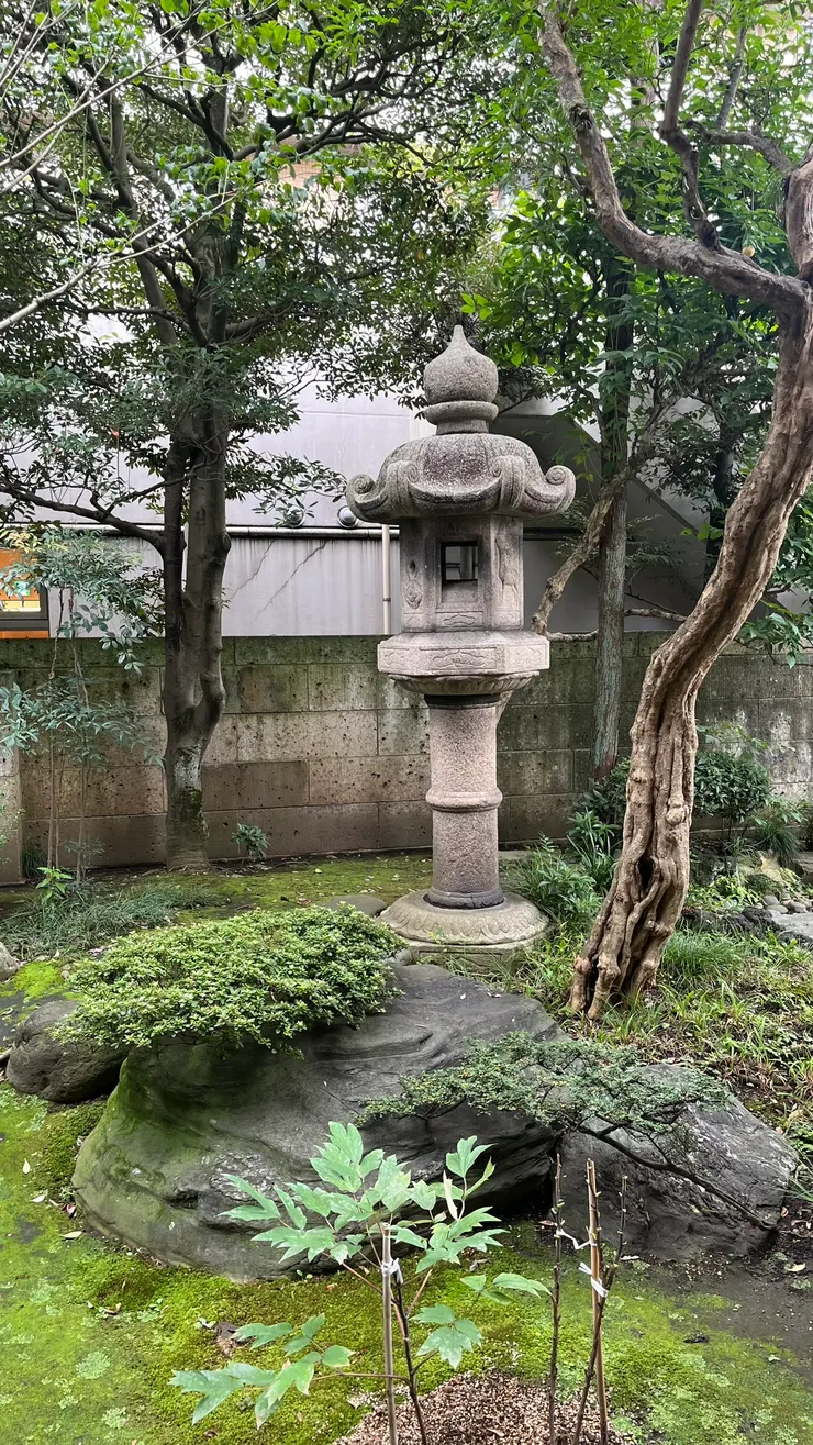 想必也是有錢人家才能如此。