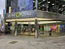 超大間的Olive Young 旗艦店，圖片源自網路