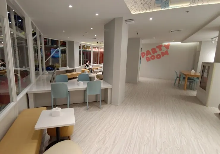 休息區(此圖引用Google Map的評論相片)