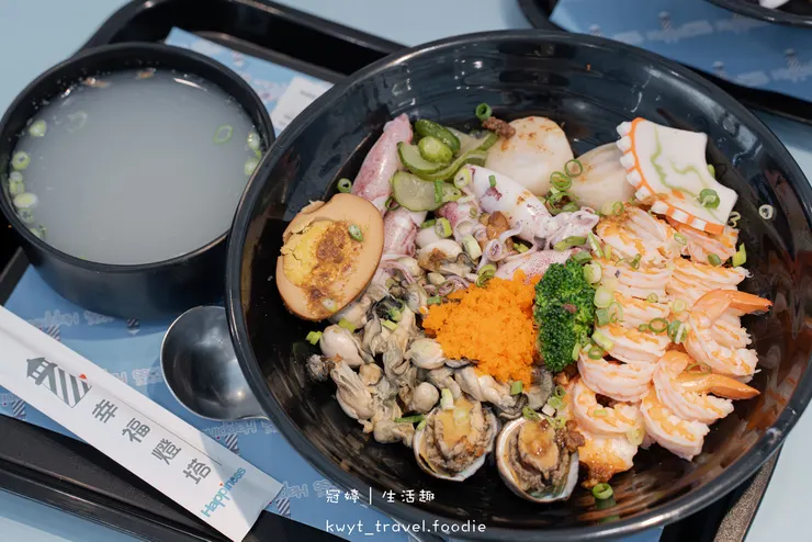 雲林北港美食餐廳_幸福燈塔複合式餐飲_痛風系滷肉飯!整層貓貓