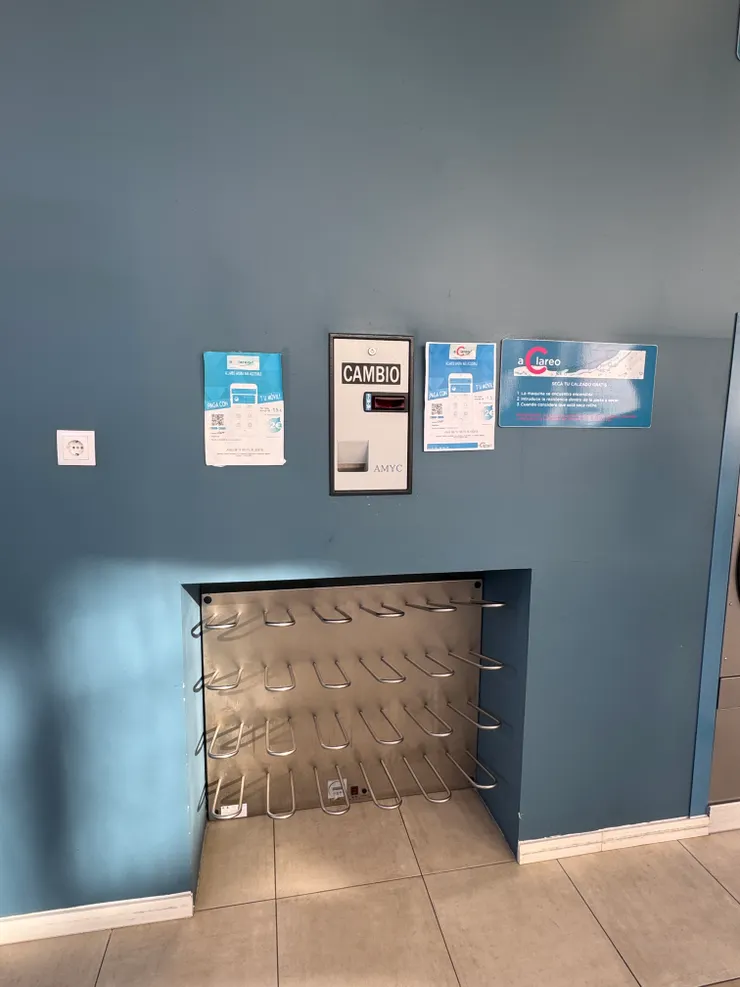 還有烘鞋機好貼心！～